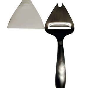Pampered Chef Cheese Slicer Tool with Protective Cover Kitchen Gadget